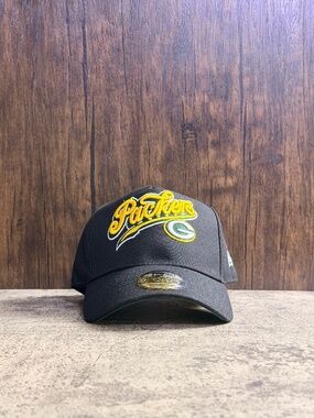 New Era 9FORTY Born x Raised Green Bay Packers Script Black Snapback OSFA